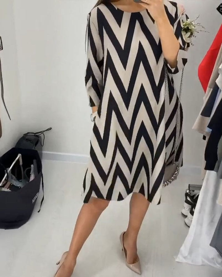 A-lijn Midi-Jurk | Zigzagprint & Driekwartmouwen | Tijdloze Stijl