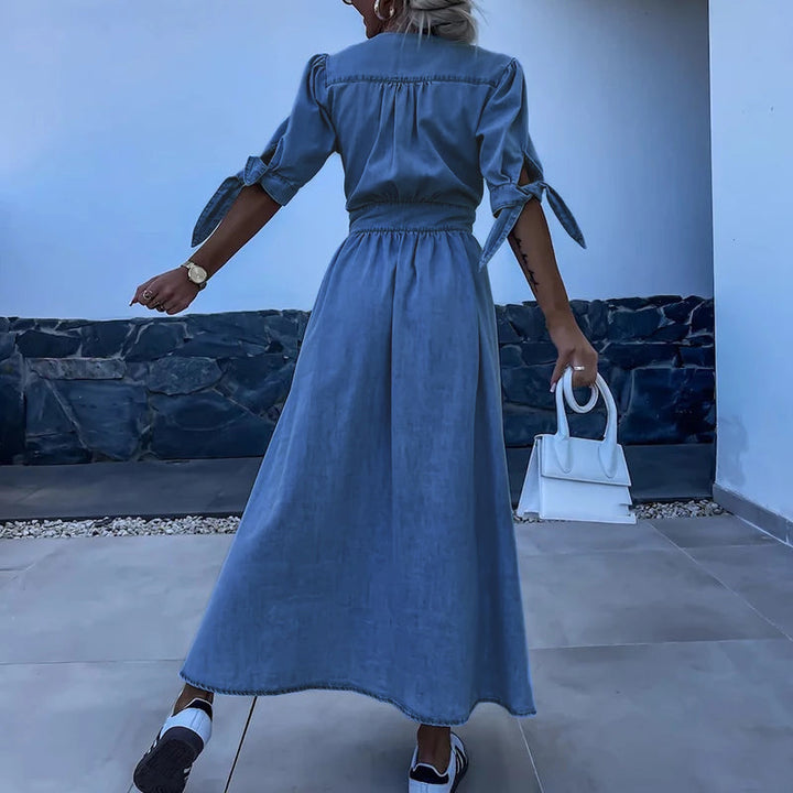 Denim Maxi Jurk | V-Hals & Knoopsluiting | Trendy en Comfortabel