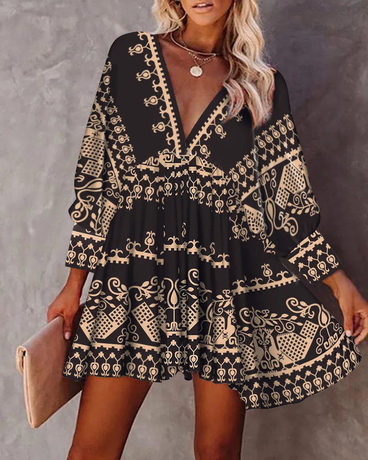 Bohemian Mini Jurk | Diepe V-hals & Luchtig | Etnische Print