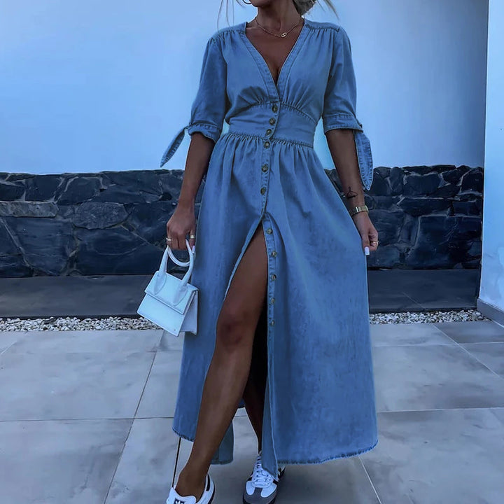Denim Maxi Jurk | V-Hals & Knoopsluiting | Trendy en Comfortabel