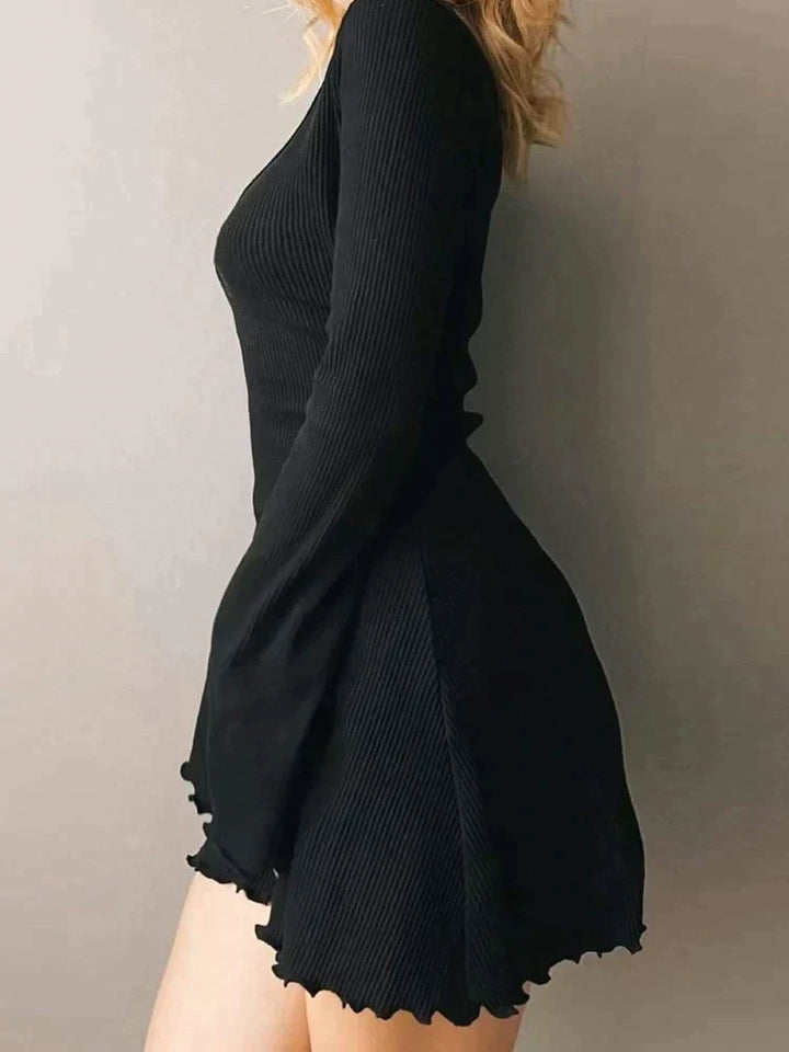 Gebreide Mini Jurk | Flared Mouwen | Elegant en Trendy