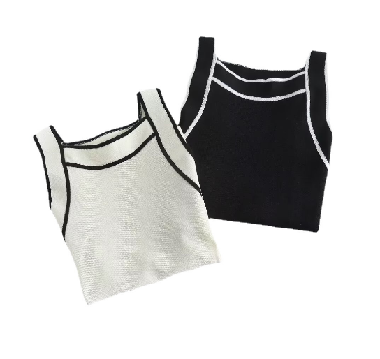 Dames Top | Contrastbiezen en Hoge Hals | Modern en Comfortabel