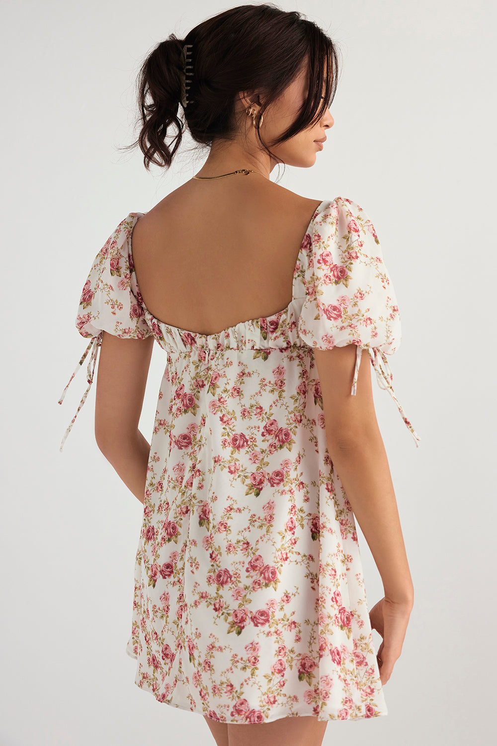 Mini Jurk | Bloemenprint & Pofmouwen | Romantisch en Luchtig